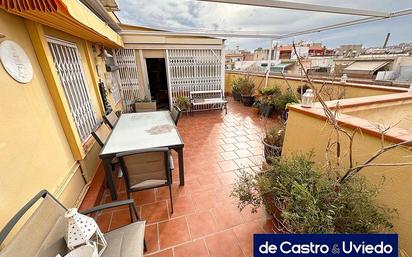 Exterior view of Attic for sale in  Barcelona Capital  with Air Conditioner, Heating and Terrace