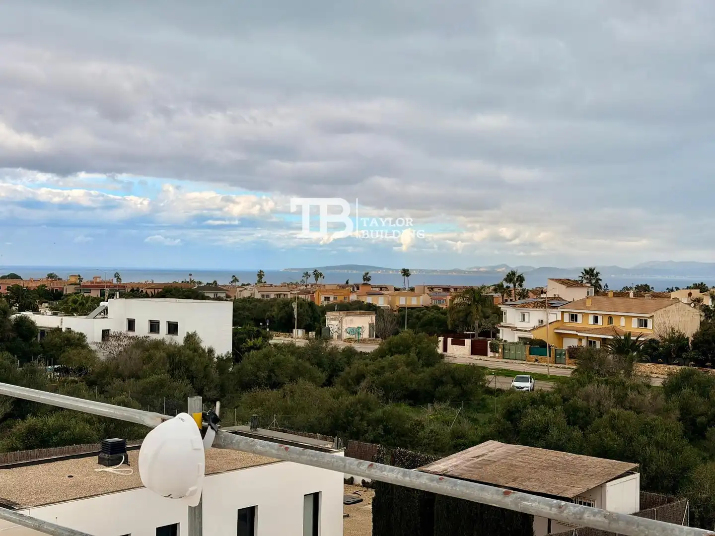 Vista exterior de Casa o xalet en venda en Llucmajor amb Aire condicionat, Calefacció i Jardí privat