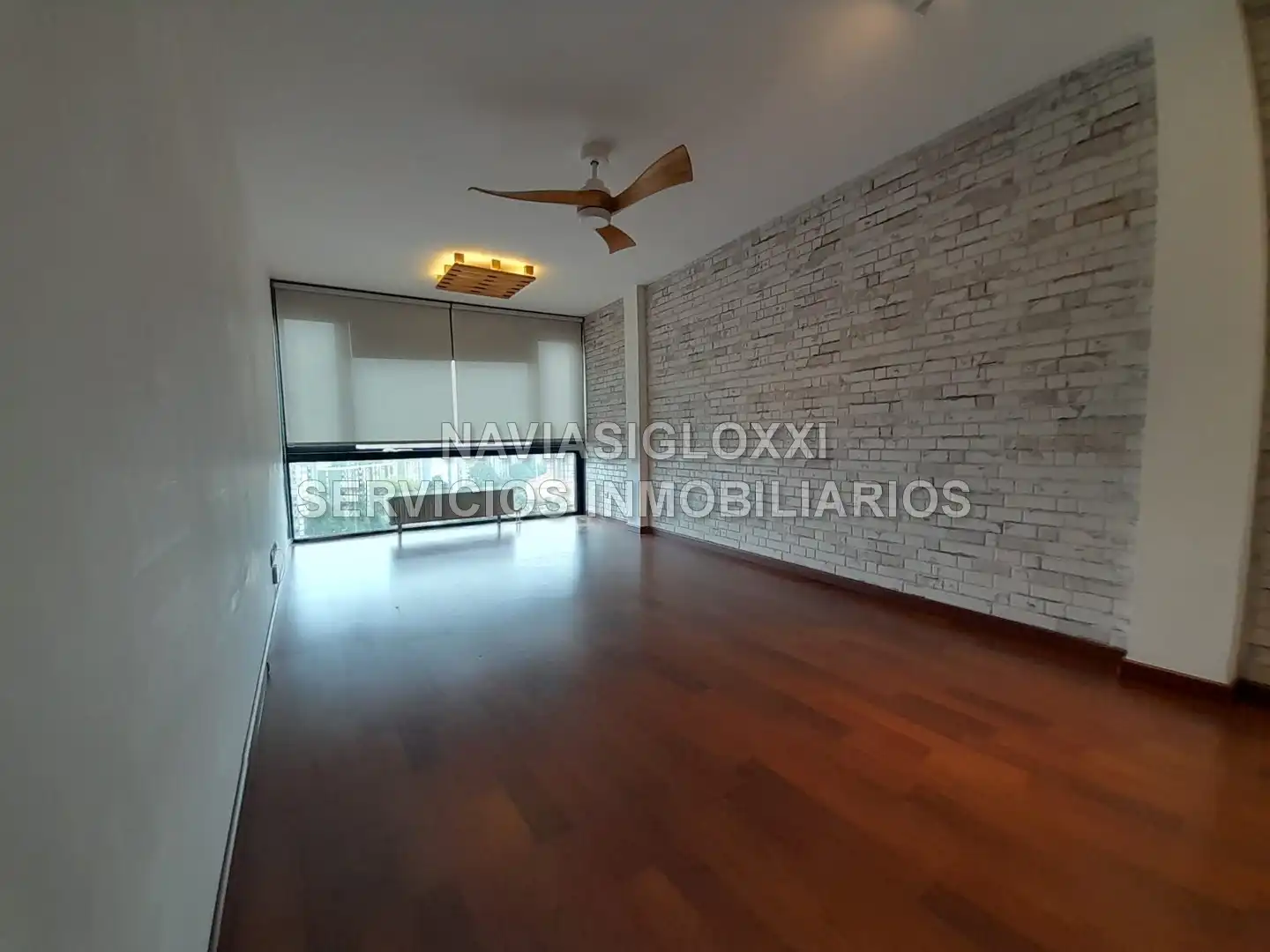 Living room of Flat for rent in Vigo   with Parquet flooring, Furnished and Oven