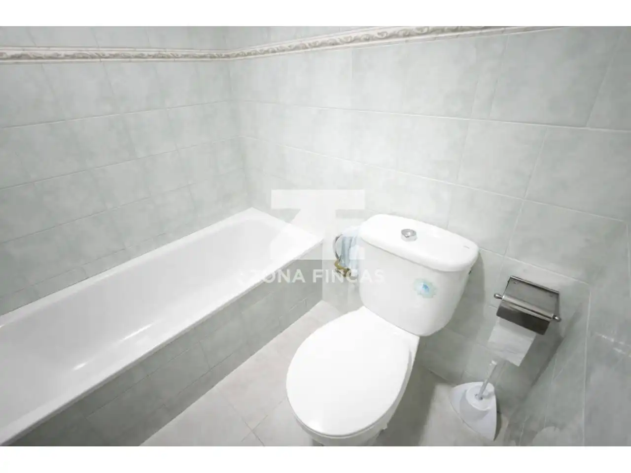 Baño de Apartamento en venta en Santa Coloma de Gramenet