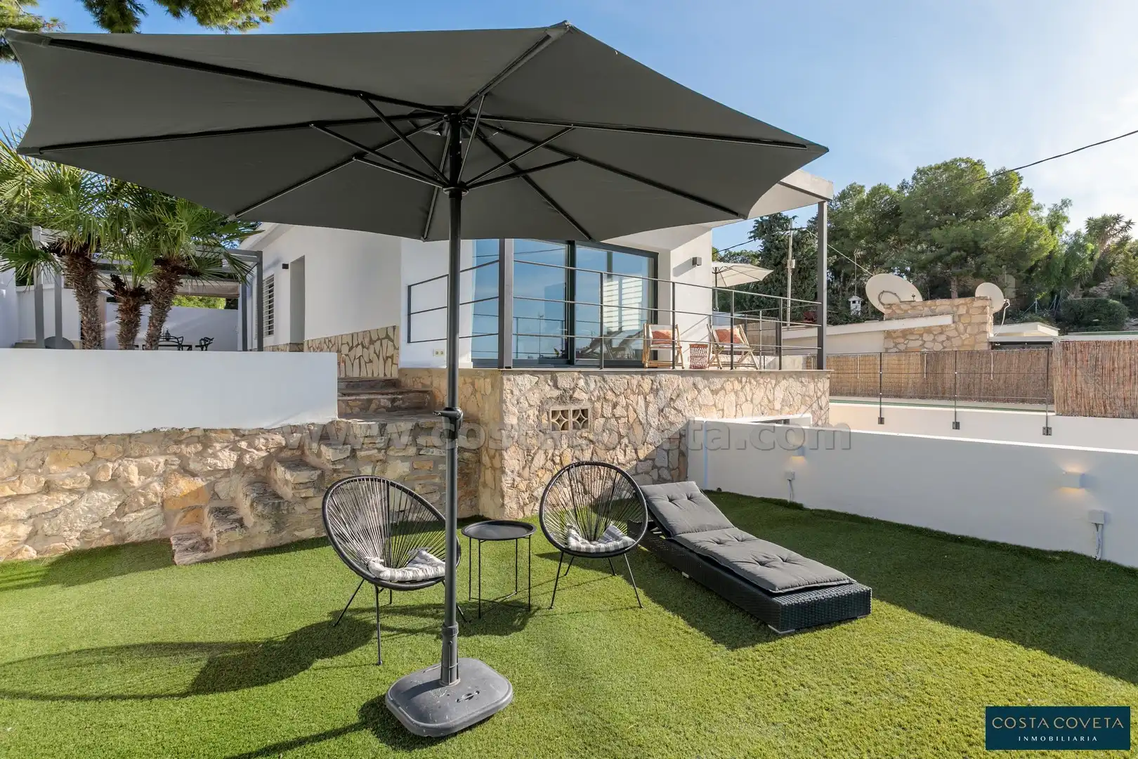 Terrassa de Casa o xalet en venda en El Campello amb Aire condicionat, Jardí privat i Terrassa