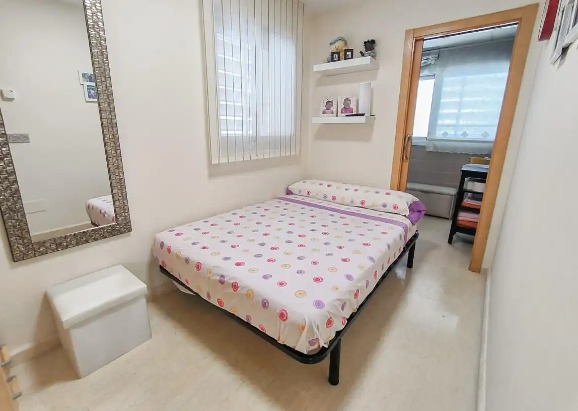 Habitación de Piso en venta en Benidorm con Aire acondicionado, Calefacción y Terraza