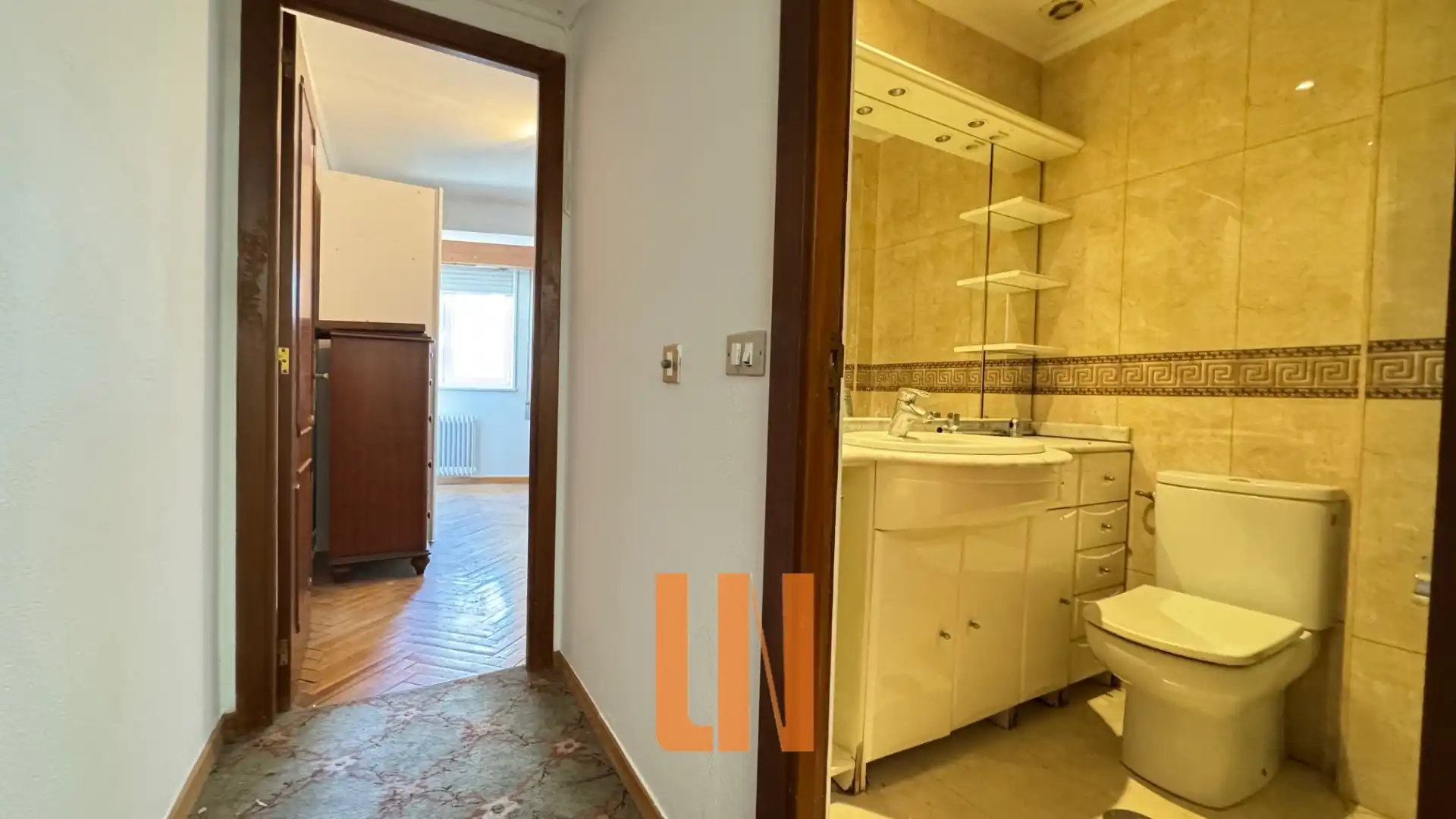 Habitación de Piso en venta en A Coruña Capital  con Calefacción, Parquet y Trastero