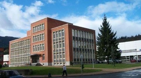 Foto 4 de Oficina de alquiler en Tres Cruces, Laudio / Llodio, Araba - Álava