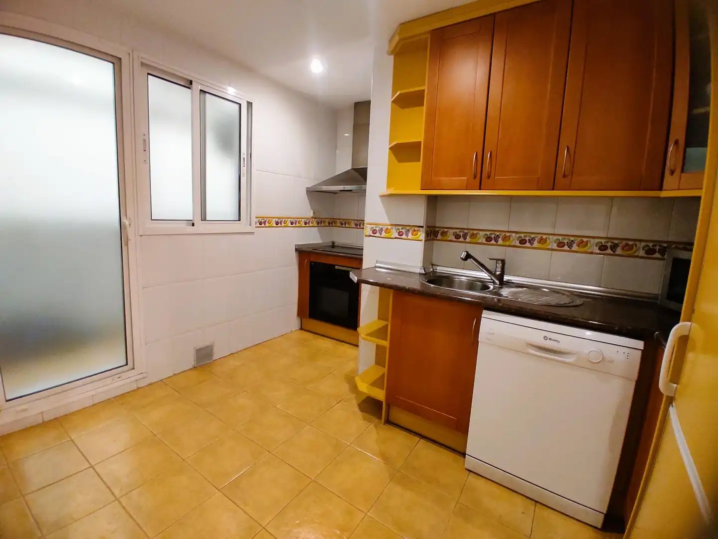 Cocina de Apartamento en venta en Marbella con Aire acondicionado, Terraza y Amueblado