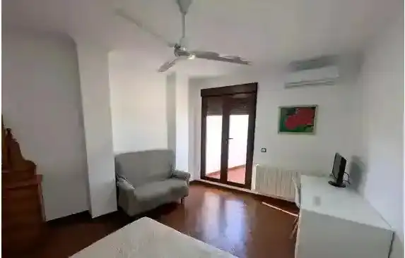 Habitación de Casa o chalet para compartir en Linares con Aire acondicionado, Terraza y Amueblado