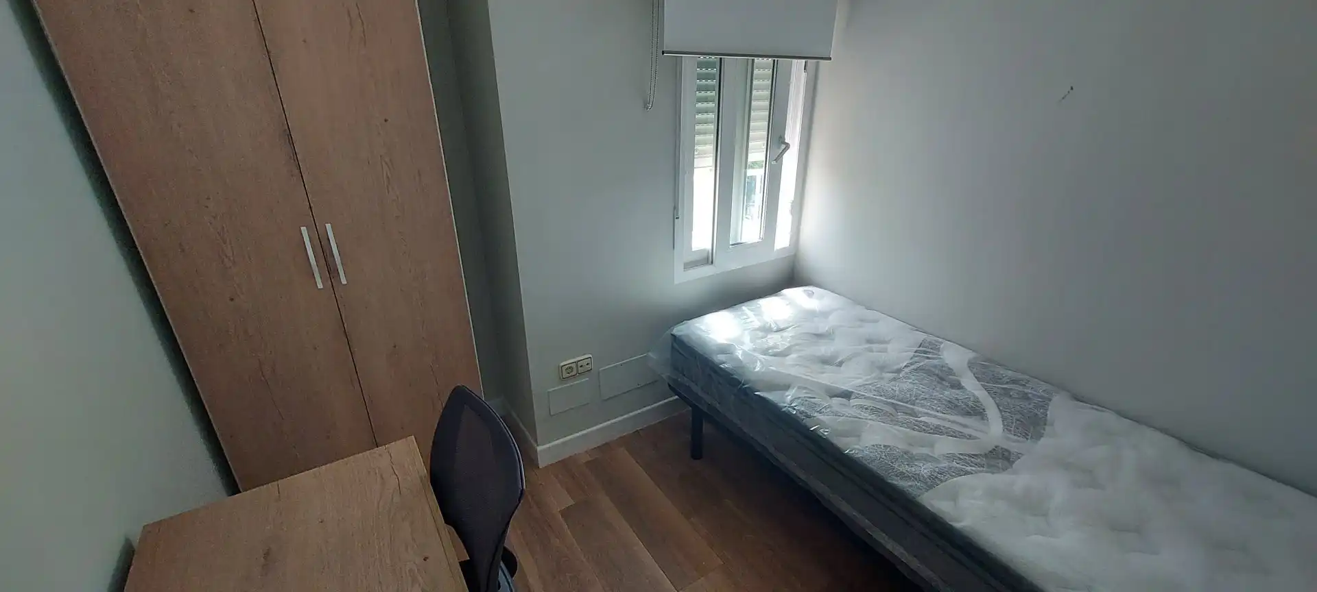 Bedroom of Flat for rent in Málaga  with Air Conditioner and Furnished