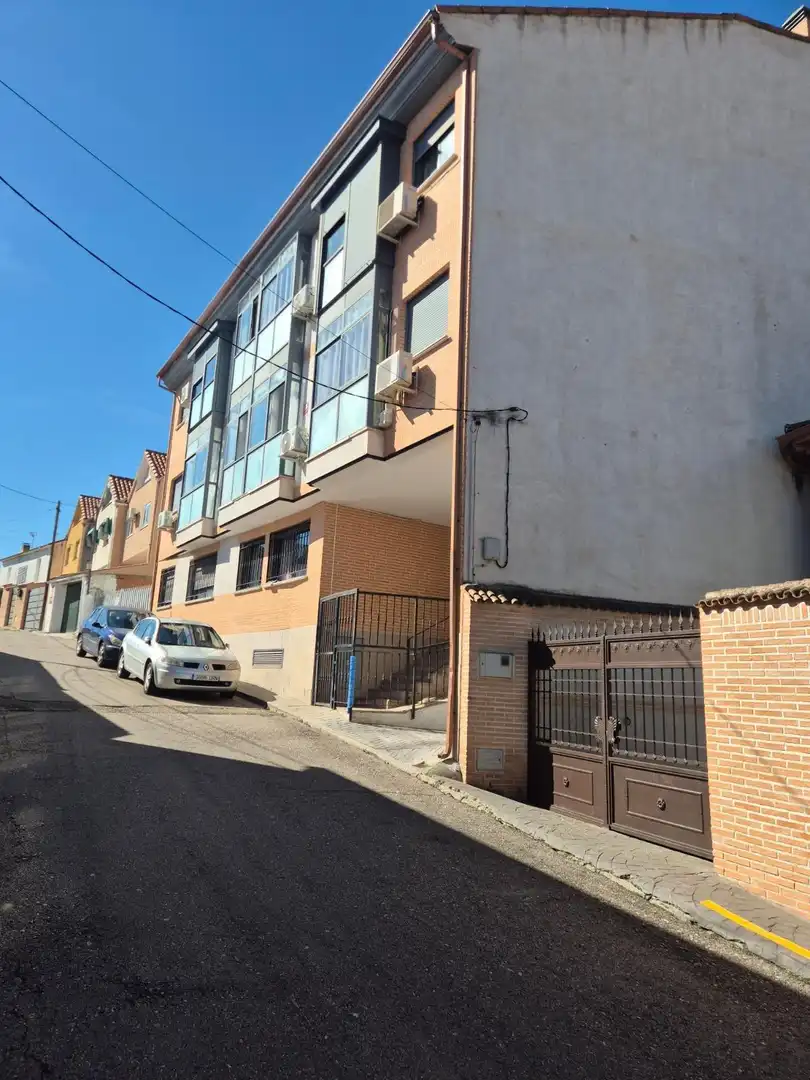 Vista exterior de Apartamento en venta en Las Ventas de Retamosa