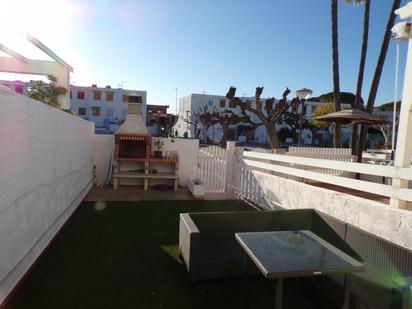 Terrassa de Casa adosada en venda en Benicasim / Benicàssim amb Calefacció, Jardí privat i Terrassa