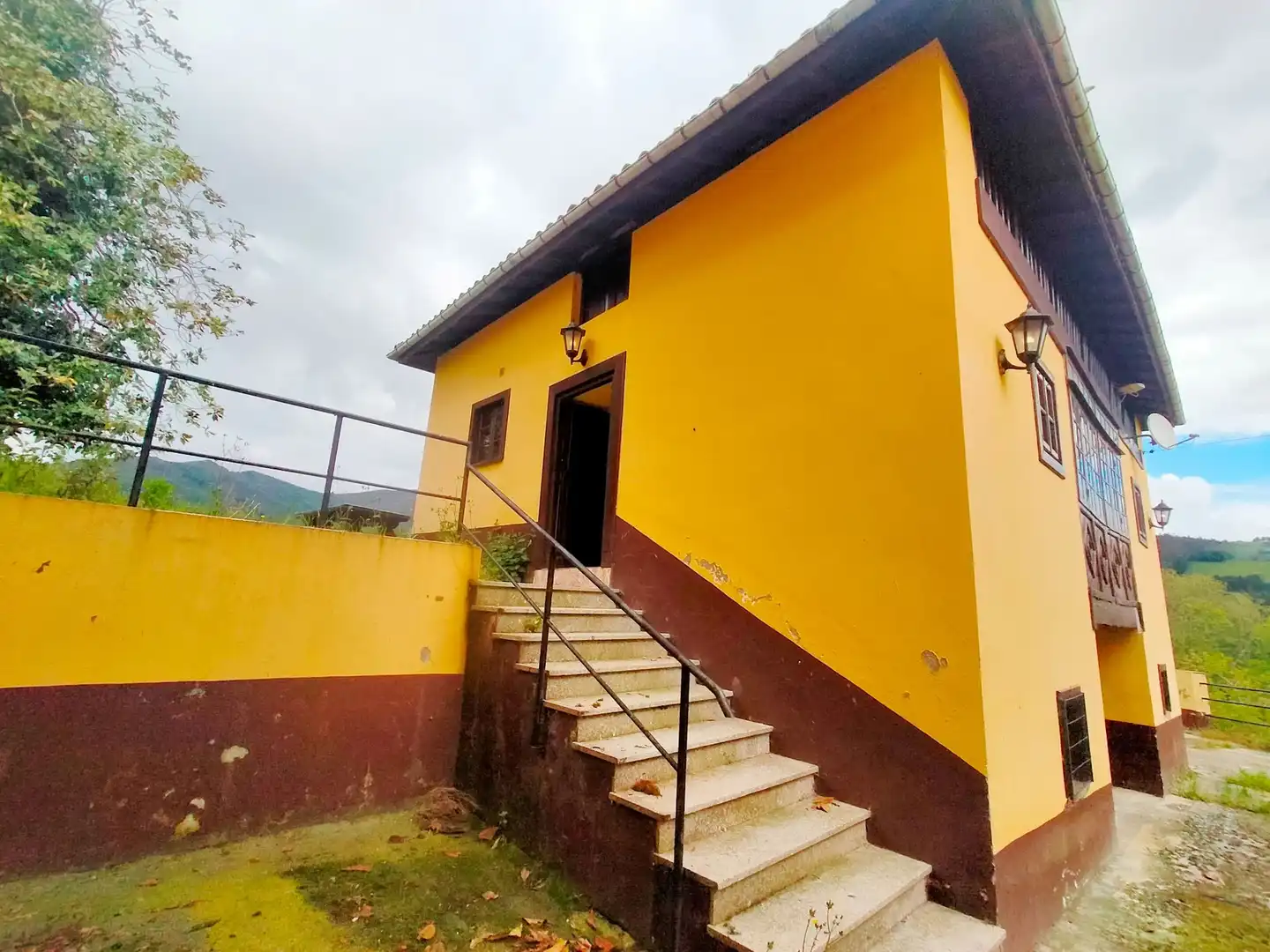 Vista exterior de Finca rústica en venta en Salas con Terraza y Trastero