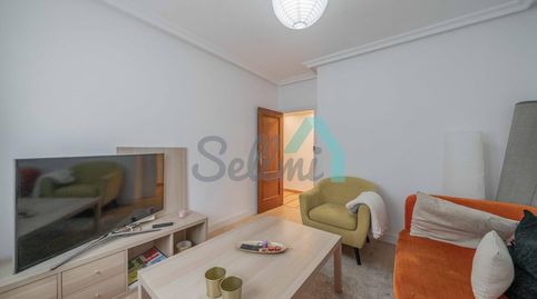 Foto 4 de Piso de alquiler en Fernando Alonso Díaz, Santo Domingo - El Campillín, Oviedo