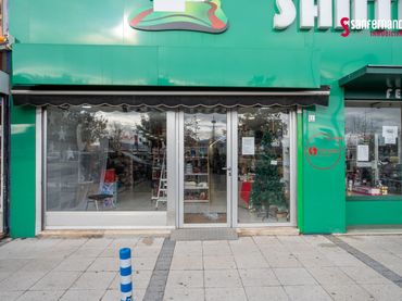 Local comercial en venda a Calle del Marqués de la Hermida