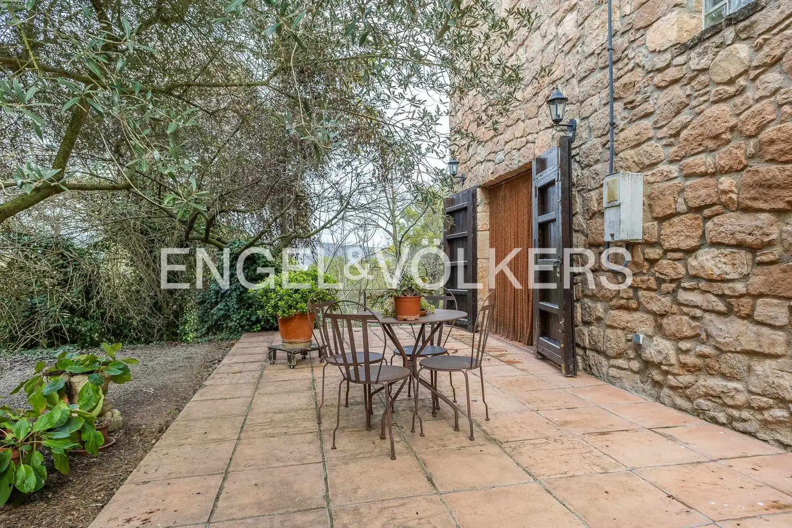 Terrassa de Finca rústica en venda en Aguilar de Segarra amb Calefacció, Jardí privat i Terrassa