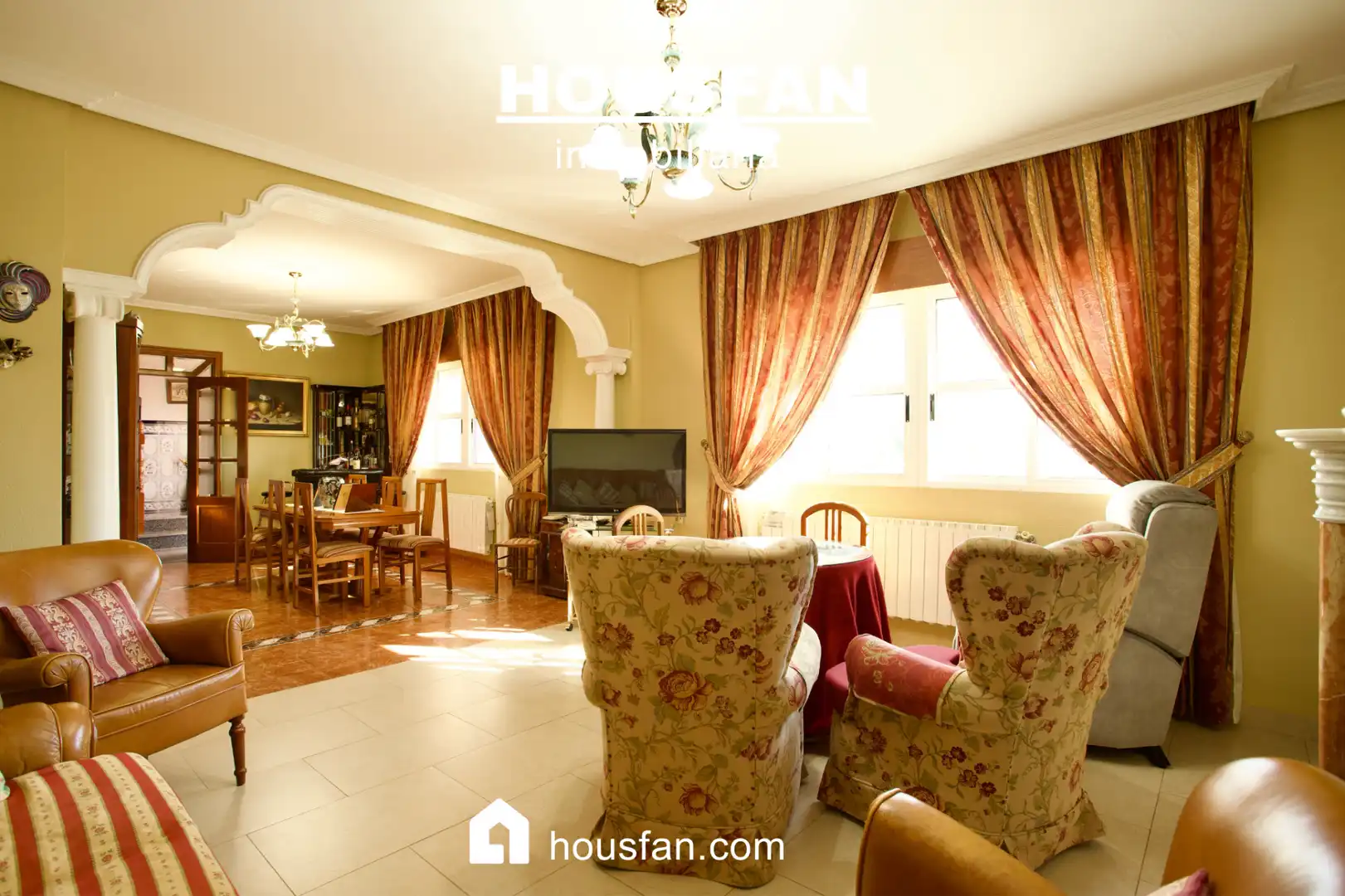 Living room of Houses for sale in Cáceres  with Air Conditioner, Heating and Private garden