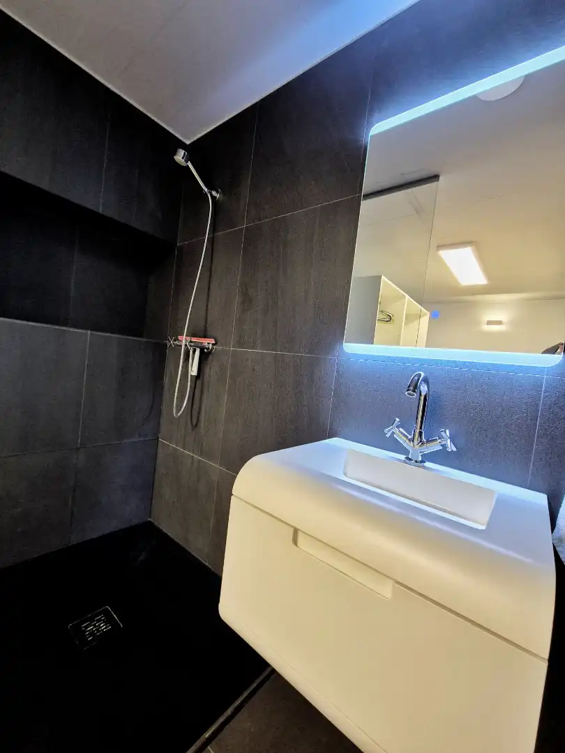 Badezimmer von Wohnung zum Verkauf in Valencia mit Klimaanlage, Heizung und Terrasse