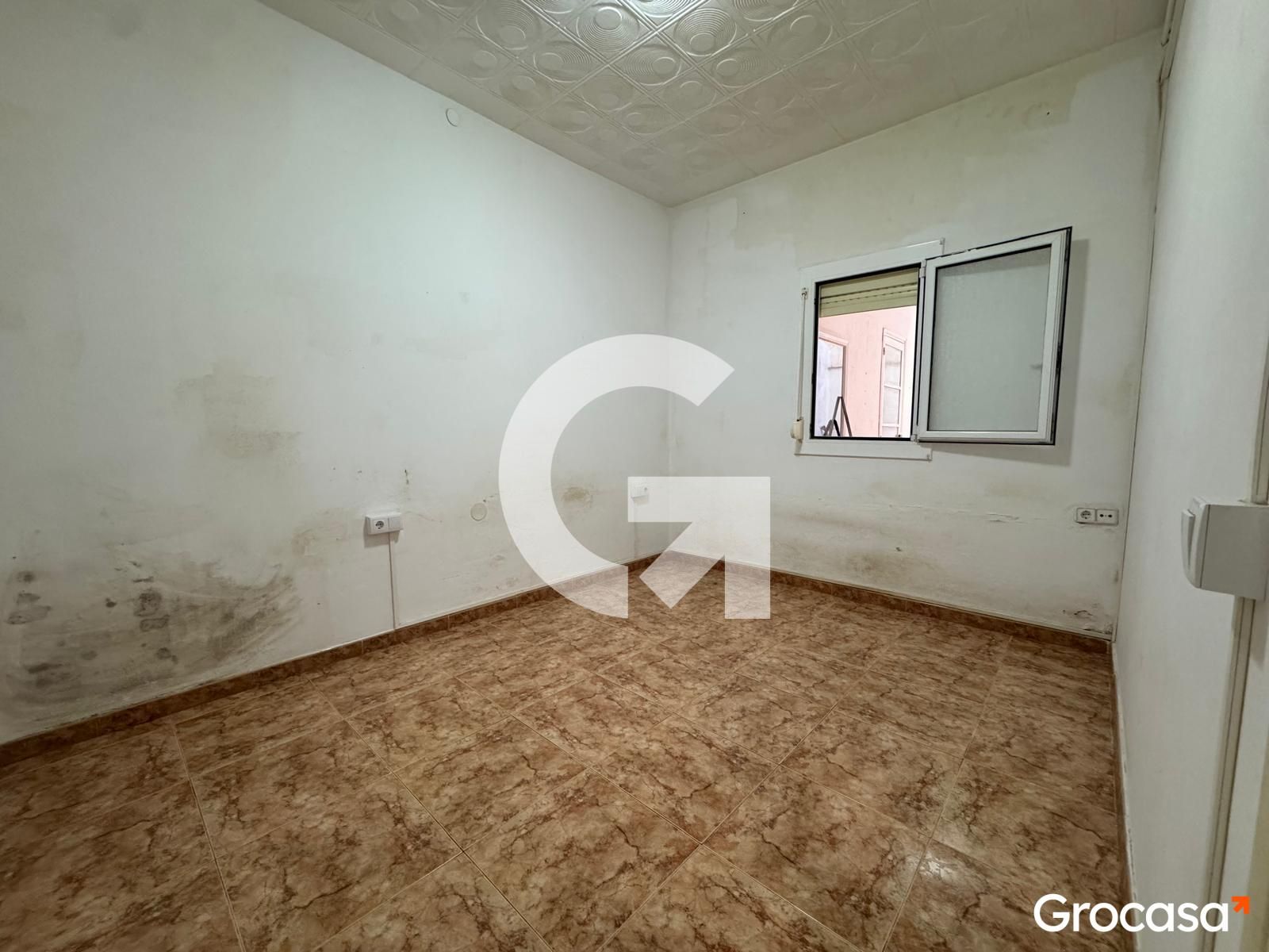 Planta baja for sale in L'Hospitalet de Llobregat  with Terrace and Oven