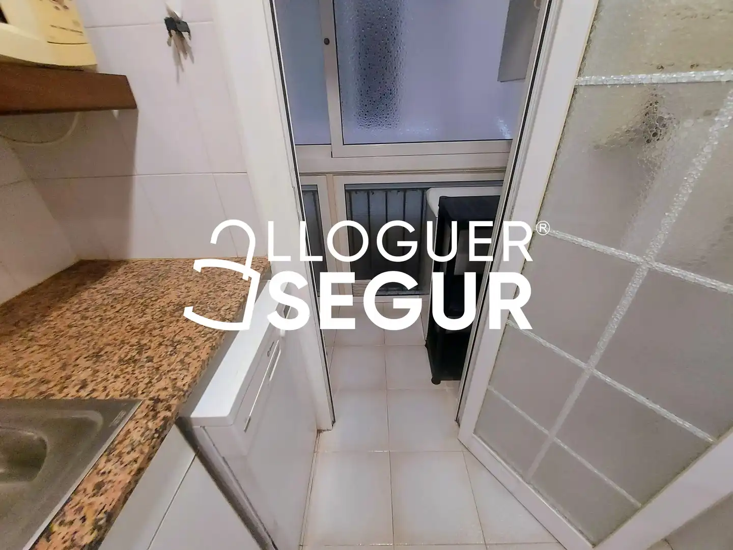 Balcony of Flat for rent in Barcelona  with Air Conditioner, Heating and Furnished
