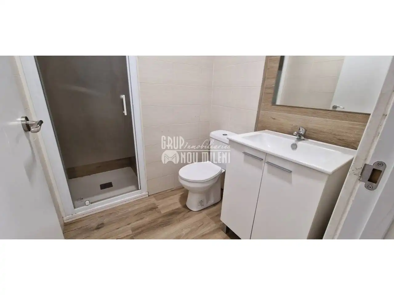 Bany de Loft de lloguer en Benetússer, Valencia