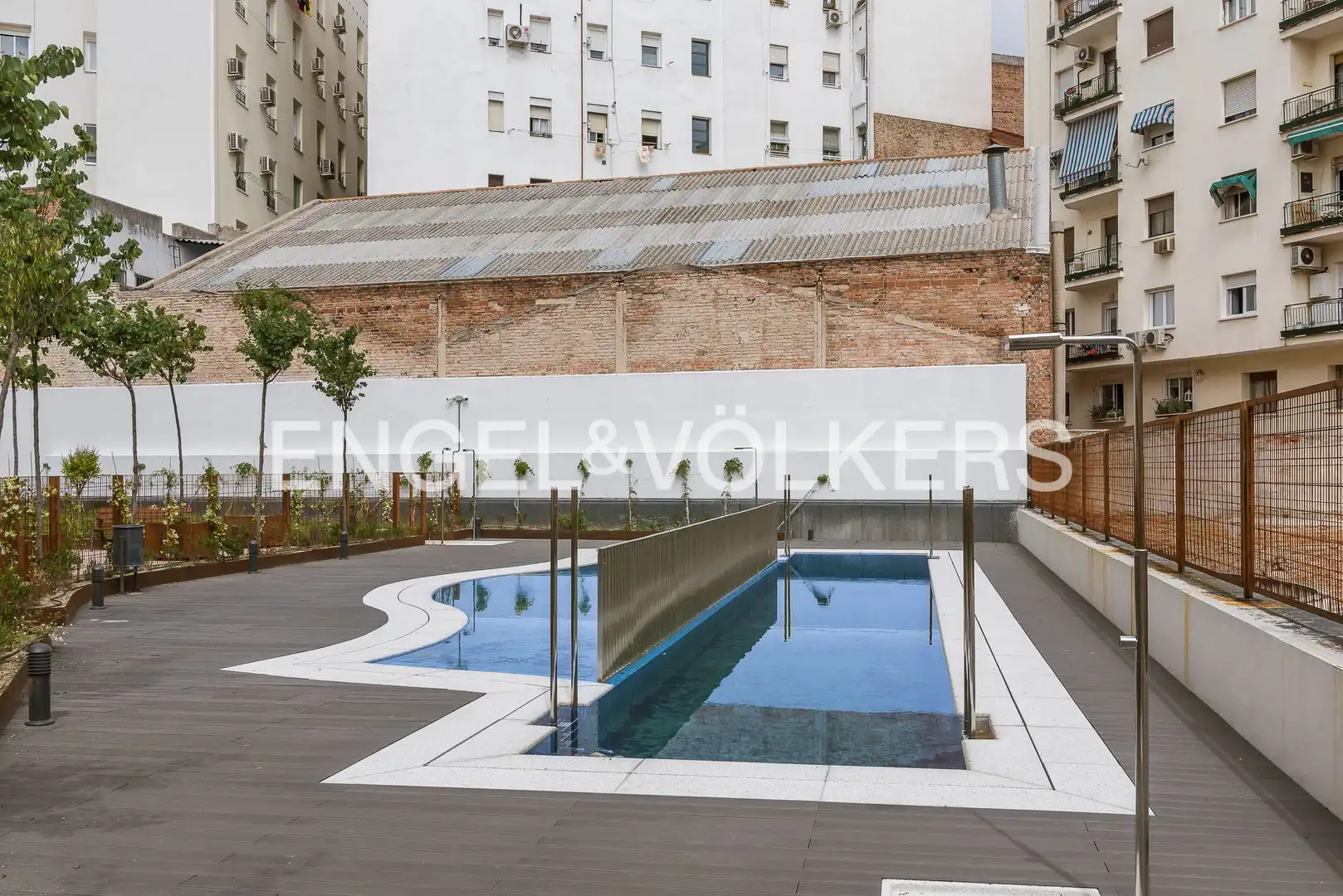 Piscina de Àtic de lloguer en Madrid amb Aire condicionat, Calefacció i Terrassa