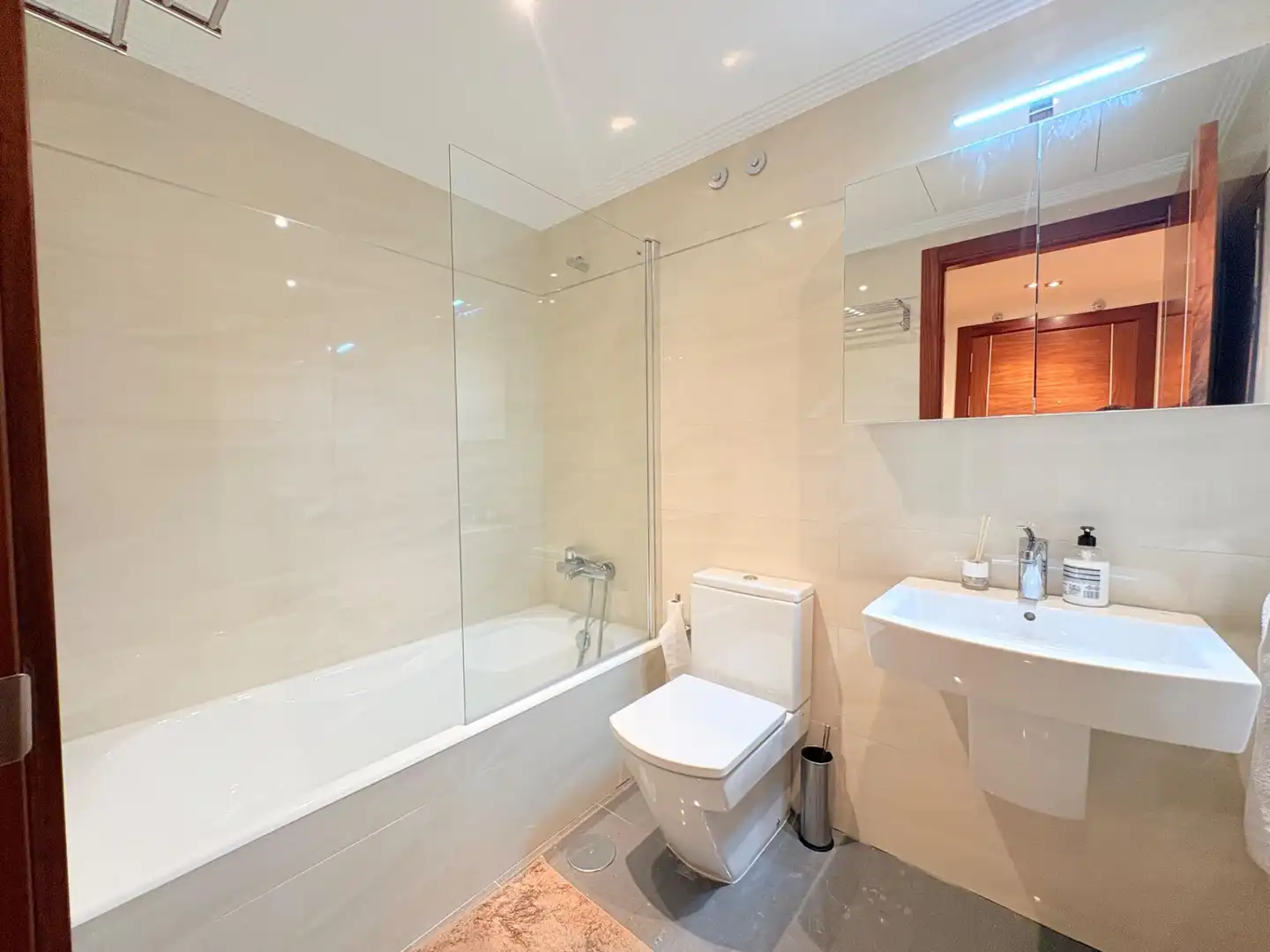 Apartment with lift for sale in MSP, imagen 2