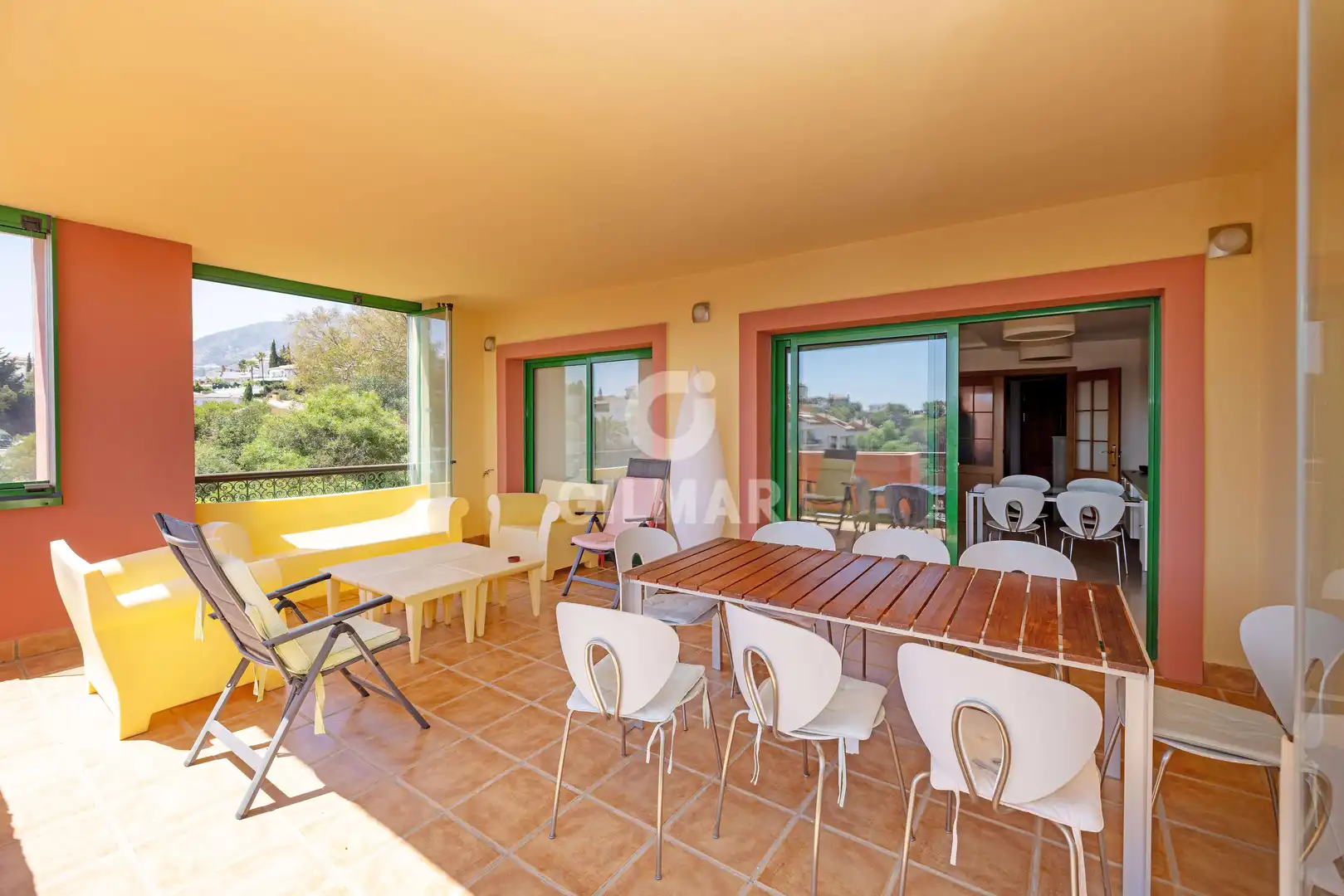 Terraza de Dúplex en venta en Fuengirola con Calefacción, Trastero y Piscina