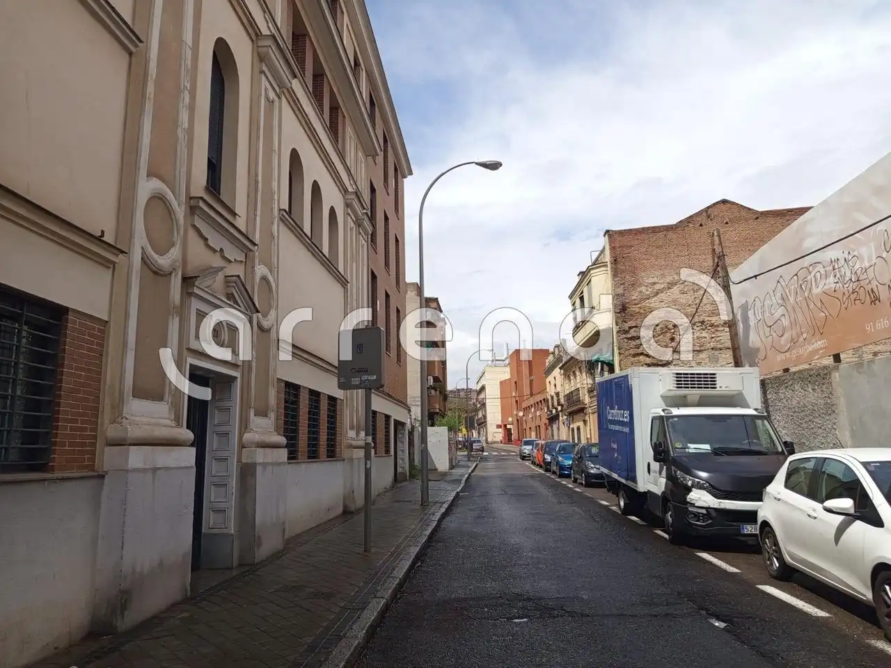 Außenansicht von Garage zum Verkauf in Madrid