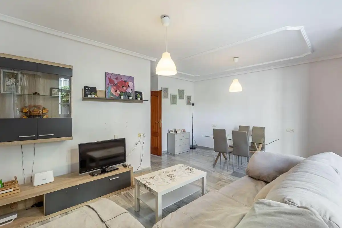 Sala d'estar de Pis en venda en Motril amb Aire condicionat