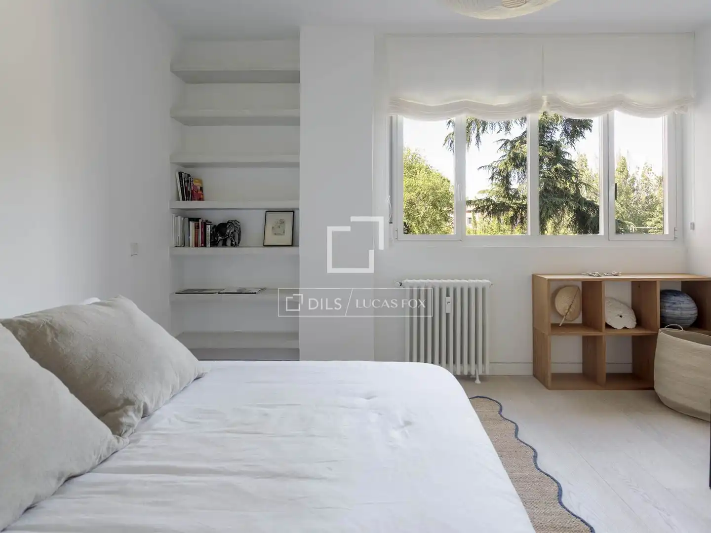Bedroom of Flat for rent in Madrid  with Air Conditioner, Heating and Private garden