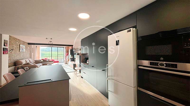 Kitchen of Flat for sale in Chiva  with Air Conditioner, Heating and Private garden