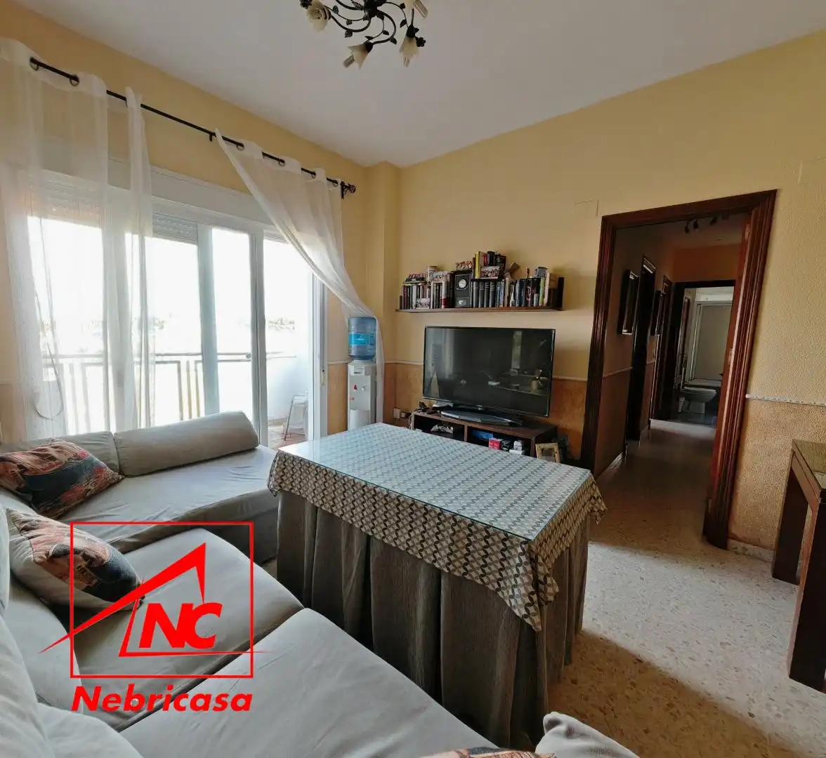 Living room of Flat for sale in Sanlúcar de Barrameda  with Air Conditioner and Furnished