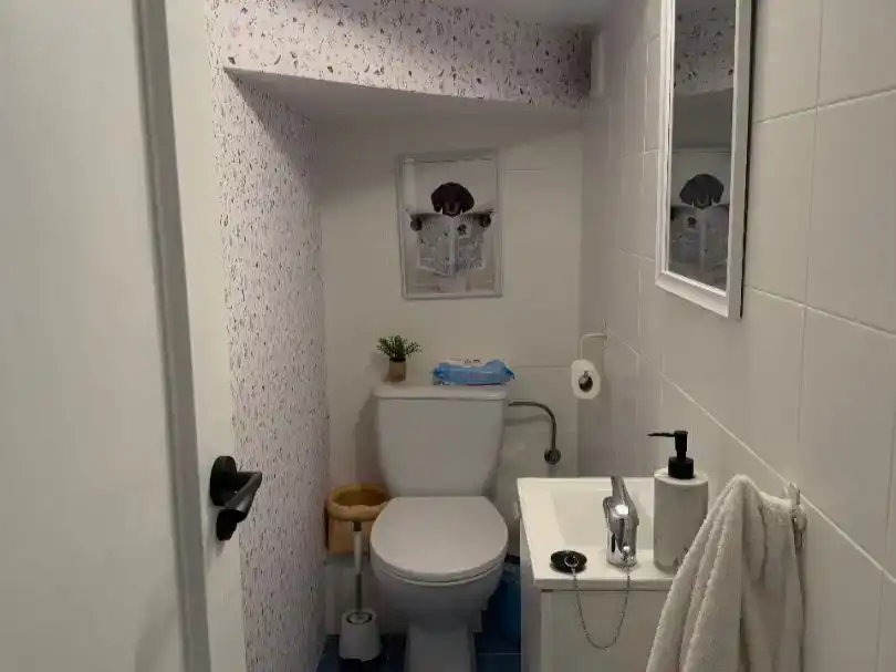 Baño de Piso en venta en Cobeña con Aire acondicionado y Amueblado