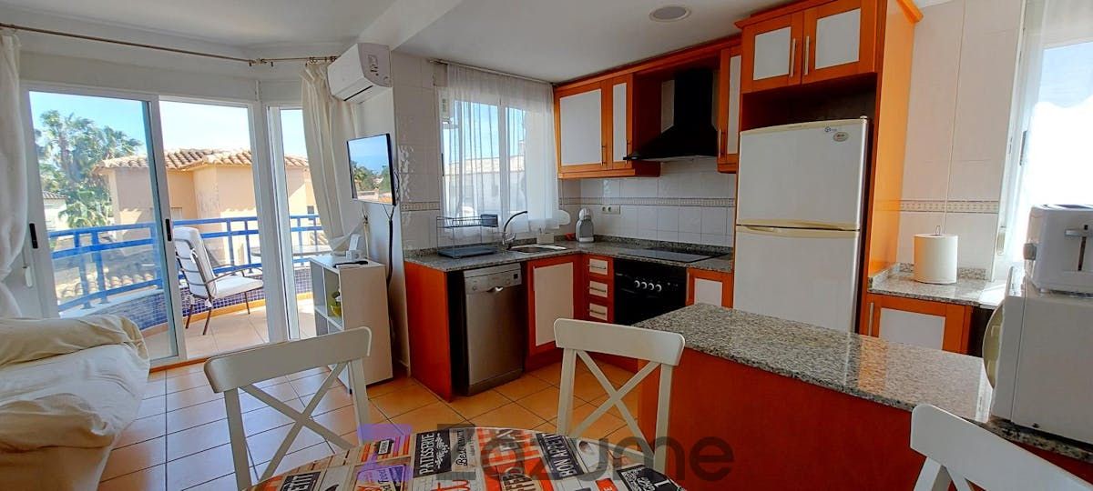 Kitchen of Flat to rent in Oliva  with Air Conditioner, Heating and Private garden