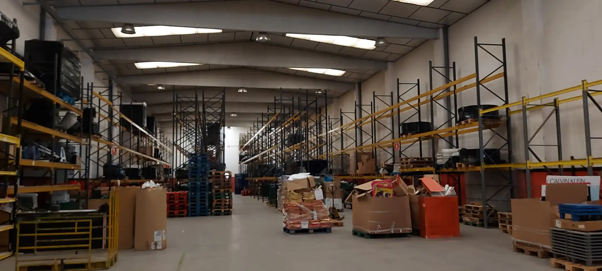 Nave industrial en venta en Sabadell