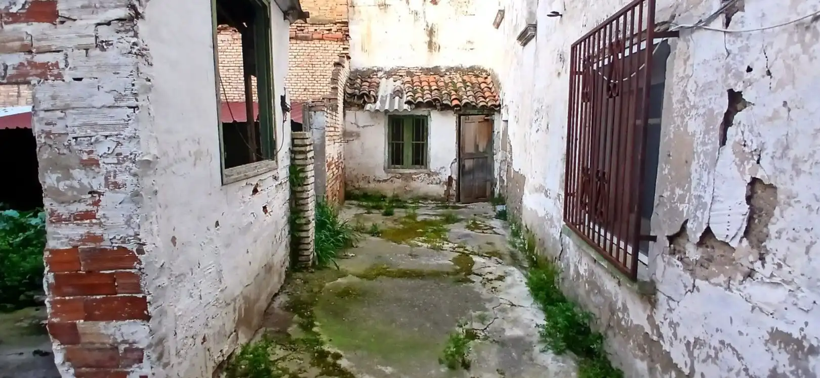 Casa o xalet en venda a La Portalada - Varea