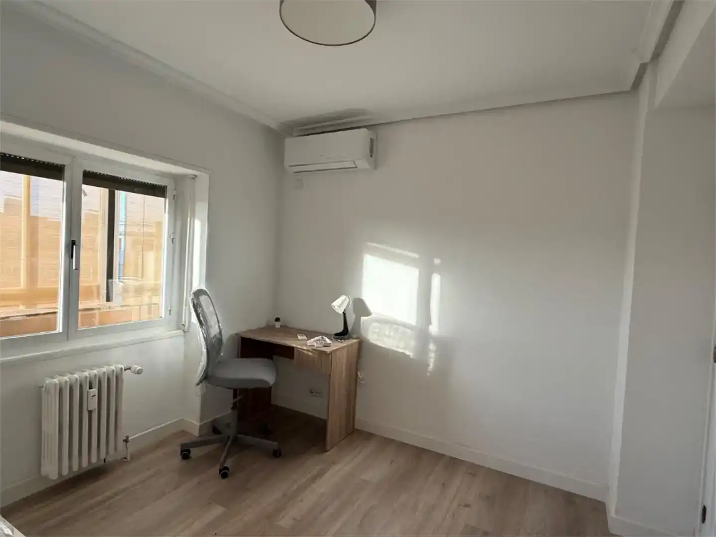 Pis per a compartir en Madrid amb Aire condicionat, Jardí privat i Parquet