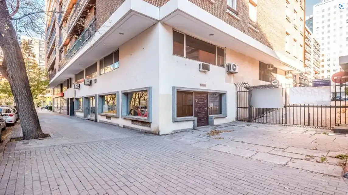 Local comercial en venda a Chamberí