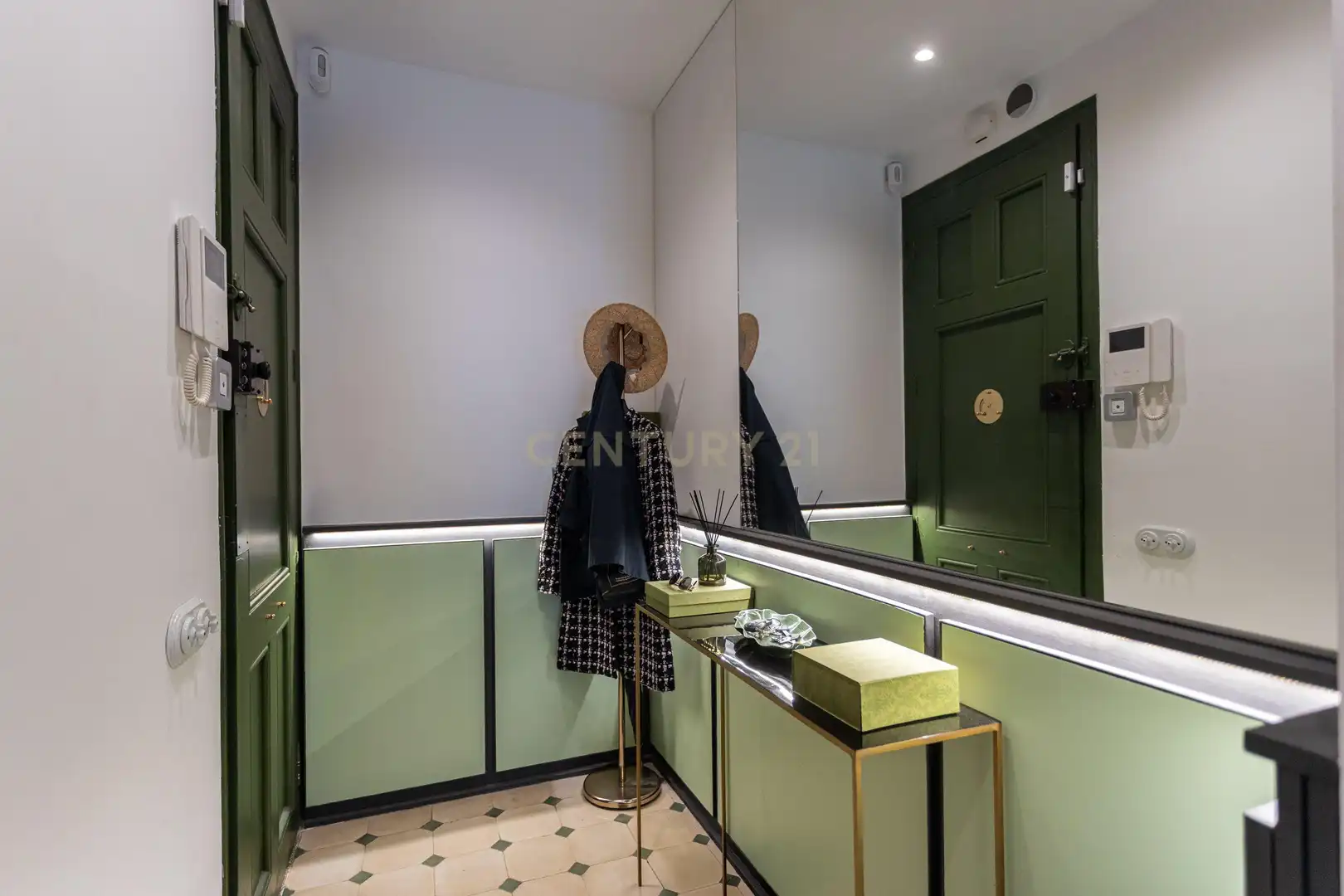 Apartamento en venta en Calle de Sicília, Barcelona, Barcelona, Spain, -1, Sagrada Família