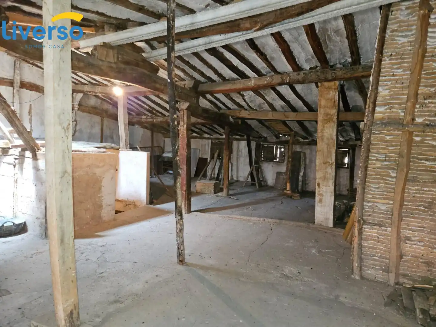 Casa o xalet en venda en Pradoluengo amb Terrassa, Moblat i Balcó