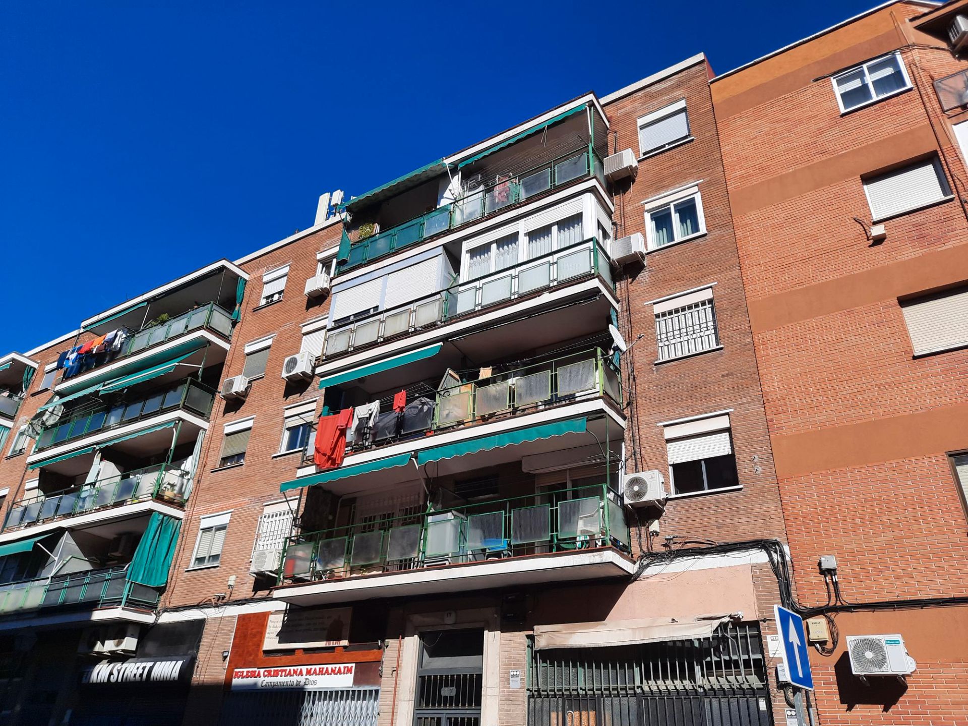 Exterior view of Flat for sale in  Madrid Capital  with Air Conditioner, Terrace and Furnished