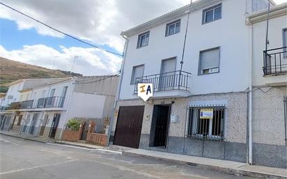 Exterior view of Single-family semi-detached for sale in Castillo de Locubín  with Storage room and Internet