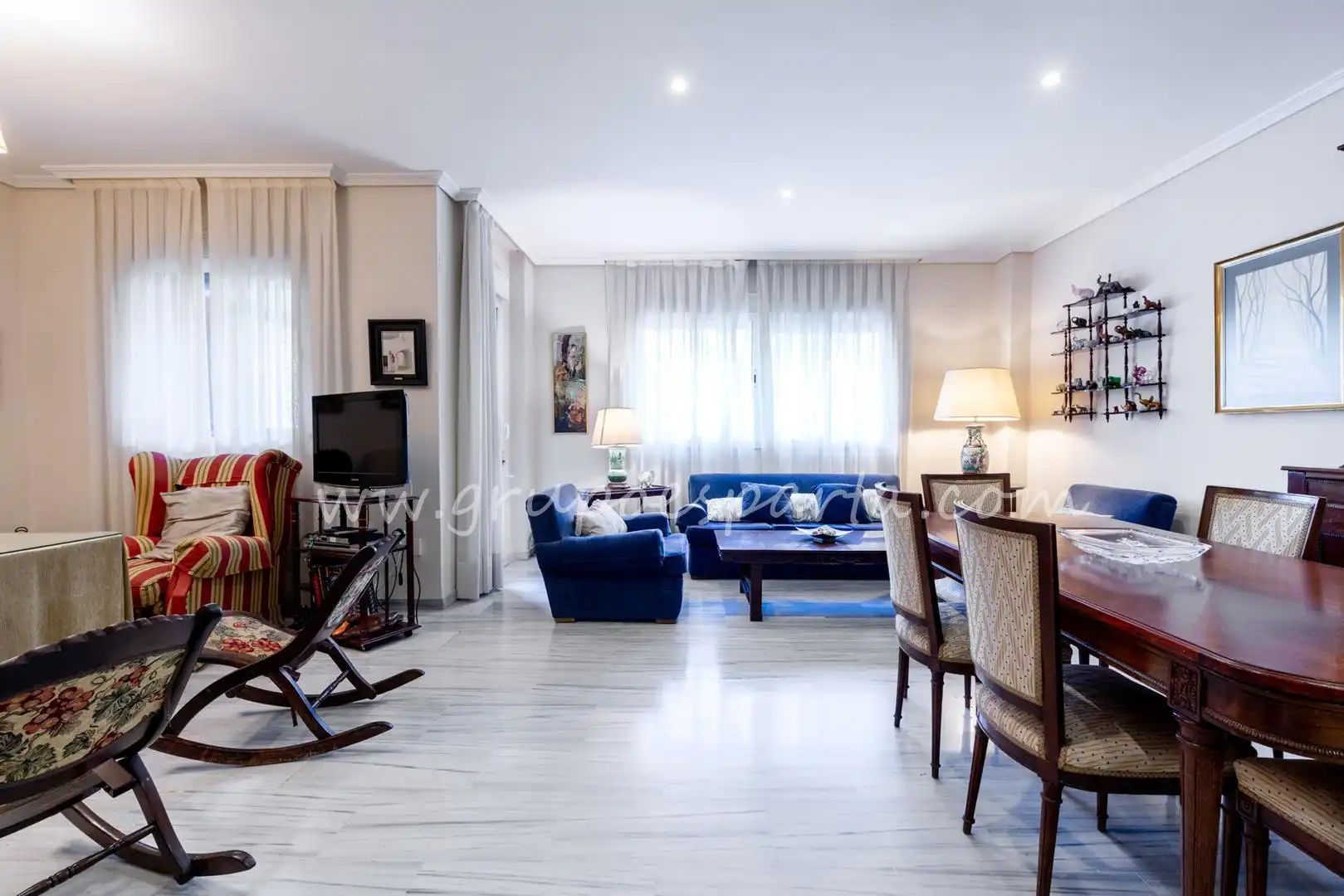 Living room of Flat for sale in Sevilla  with Air Conditioner and Terrace