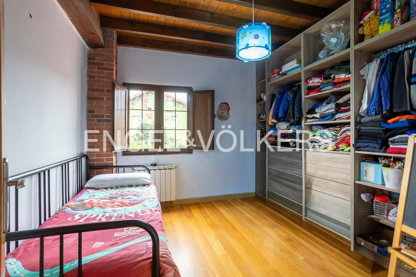 Habitación de Casa o chalet en venta en Marina de Cudeyo con Calefacción y Jardín privado