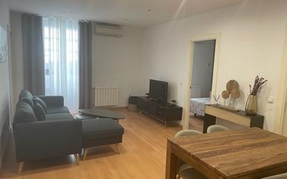 Living room of Flat to rent in  Madrid Capital  with Air Conditioner