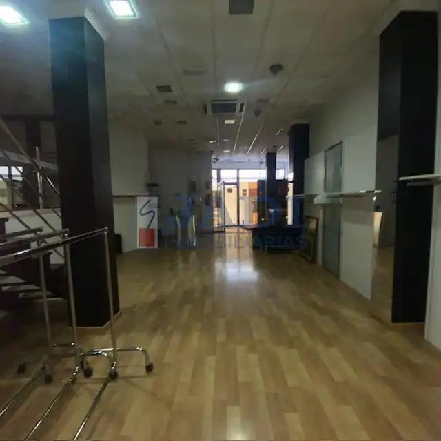 Local comercial en venta en Valdepeñas, imagen 5