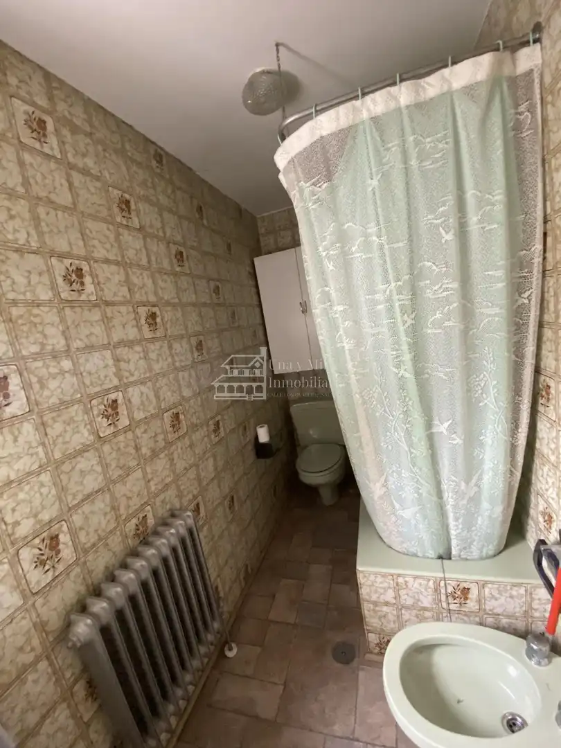 Baño de Piso en venta en Santibáñez de Béjar con Terraza