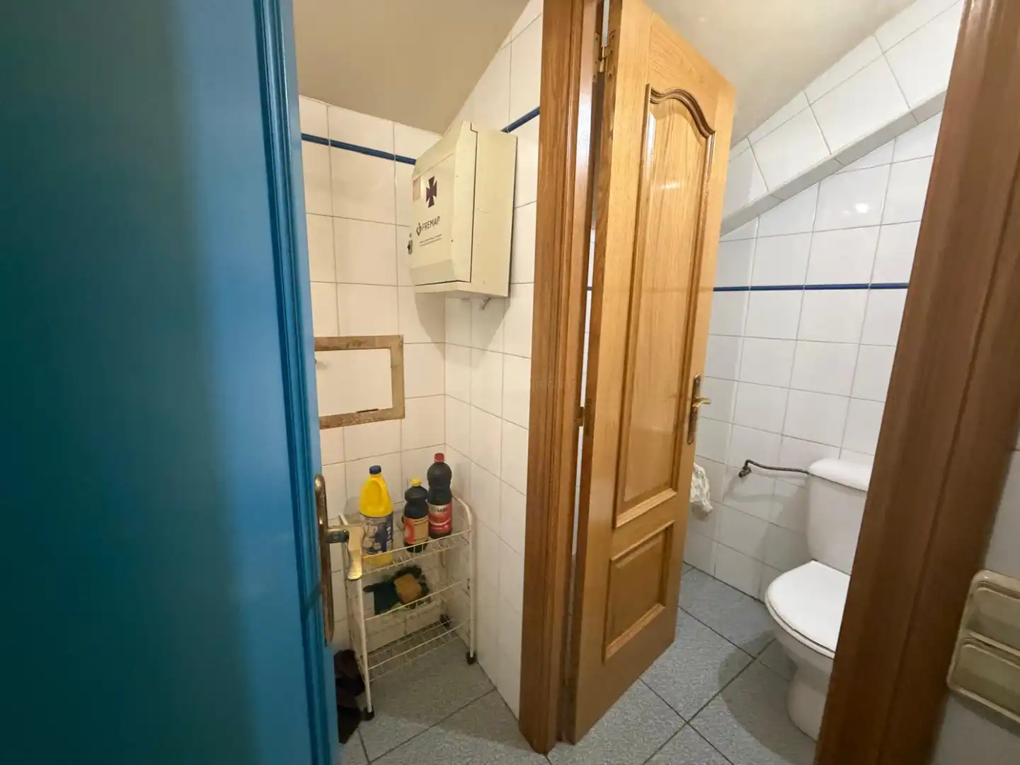 Bathroom of Commercial properties for rent in  Logroño
