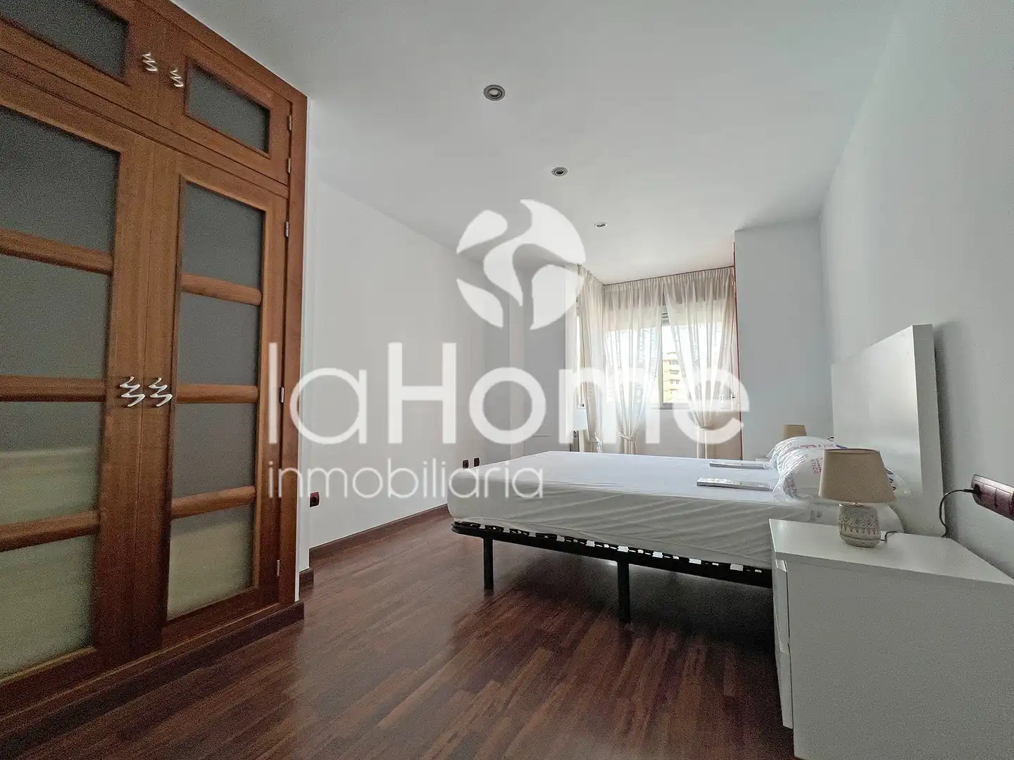Habitación de Piso de alquiler en Valencia con Aire acondicionado, Calefacción y Parquet