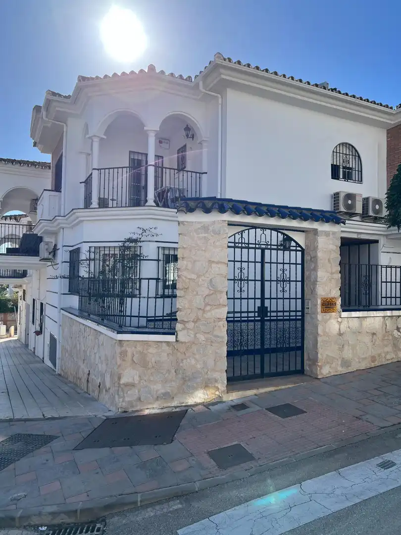 Xalet amb terrassa en venda a Castillo Sohail - Myramar