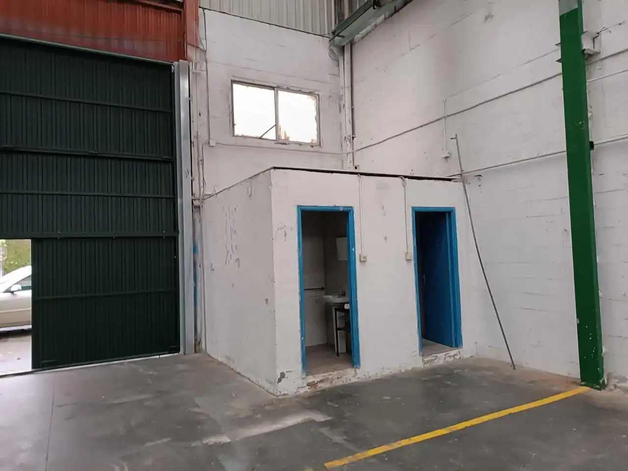 Exterior view of Industrial buildings for sale in Sondika
