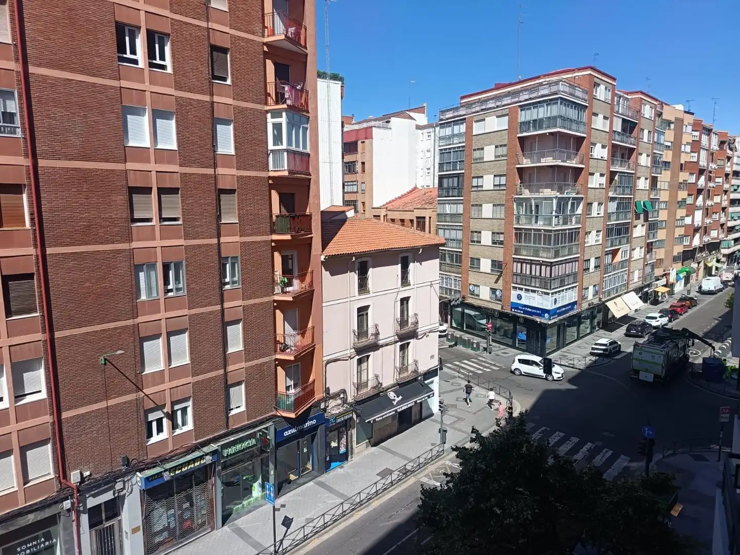 Vista exterior de Oficina de alquiler en Valladolid con Calefacción